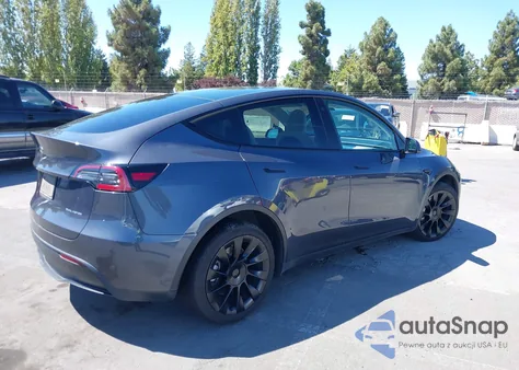 2022 Tesla Model Y Long Range Dual Motor All-Wheel Drive из США, поврежденный, VIN 7SAYGDEE4NF462065